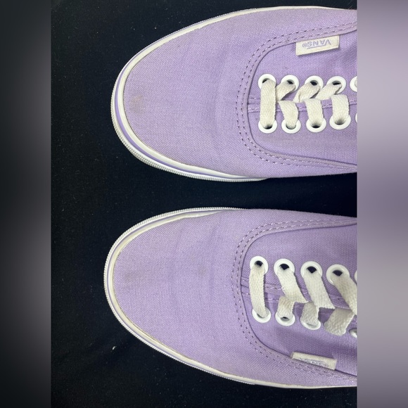 Vans Low Tops Shoes - Light Purple & White - Women’s Size 8 & Men’s Size 6.5 - Picture 3 of 10